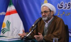 ذوعلم: حلقه‌های میانی نباید به حزب‌سازی و جناح‌گرایی تقلیل یابند