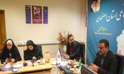 رصد دقیق بنگاه‌های اقتصادی و حمایت از کارگران در اصفهان| هیچ پرونده‌ای بلاتکلیف نماند