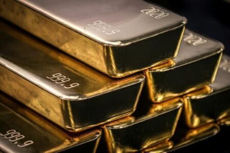 ریزش سنگین قیمت انس جهانی طلا؛ اصلاح موقت یا تغییر روند بازار؟