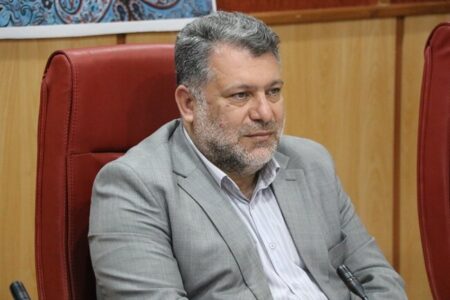 زارع‌زاده: راهپیمایی ۲۲ بهمن مشت محکمی به دشمن بود 