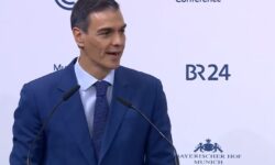 سانچز: ارتش اروپایی باید ایجاد شود؛نباید به صنایع آمریکایی وابسته شویم