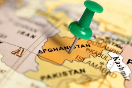 طالبان به سرمایه‌گذاران خارجی اقامت می‌دهد