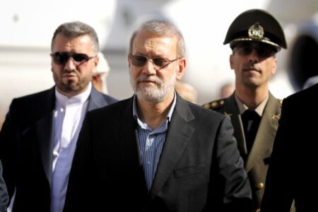 علی لاریجانی وارد دوحه قطر شد