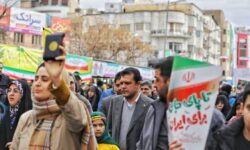 معاون علمی رئیس‌جمهور در راهپیمایی ۲۲ بهمن حضور یافت