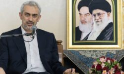 وزیر اقتصاد: توسعه تولیدات صادرات‌محور رویکرد اصلی دولت در مناطق آزاد است