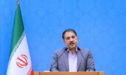 پرستاران در همه شرایط با تعهد در کنار بیماران حضور دارند