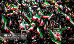 دختران جان‌فدای ایران؛ از رزمایش اقتدار تا خط‌ونشان برای دشمنان