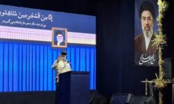 اقتدار ملی و وحدت زیر پرچم عامل شکست توطئه‌ها است