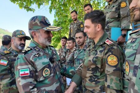 امیر جهانشاهی: اقتدار نیروهای مسلح موجب به زانو درآمدن دشمن شد