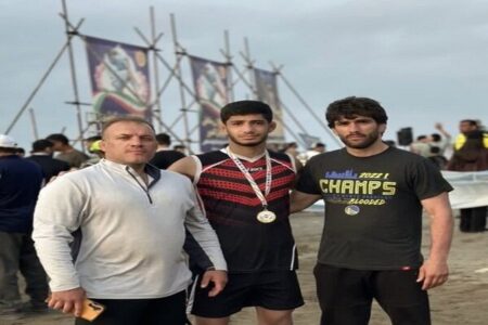 انتخاب کشتی‌گیر ساحلی لرستانی برای مسابقات المپیک جهانی جوانان
