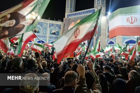 انجام آموزش دفاعی در موکب جهادی نهاوند