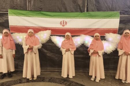 برگزاری جشن تکلیف دختران سرزمین آفتاب در نودمین شب بیعت با رهبری