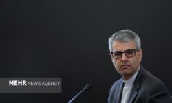 بقائی: حمله به ایران، تجاوز نظامی آشکار به دولتی مستقل بود