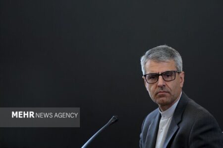 بقائی: حمله به ایران، تجاوز نظامی آشکار به دولتی مستقل بود