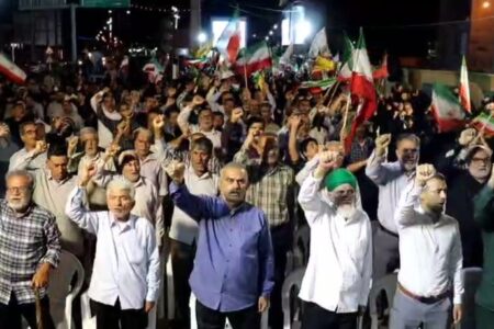 تجمع مردم بردستان در دفاع از انقلاب و رهبری