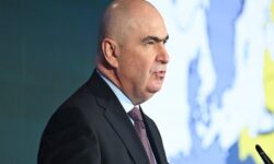 جهت‌گیری «غرب‌گرایانه» باعث سقوط دولت رومانی شد