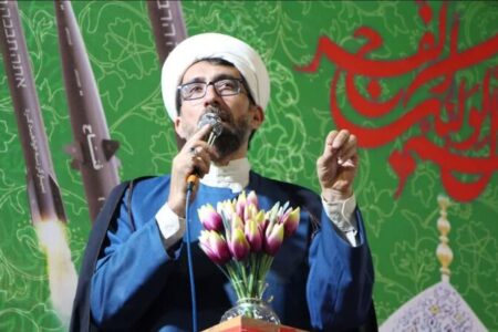 رنجبر: حضور حماسی مردم به نیروهای مسلح  قدرت و توان می‌دهد