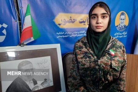 روایت مهر از دختر دهه نودی که با قلم هنر به میدان آمد