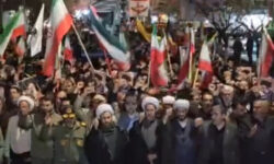 مردم خوی همچنان پای وطن ایستاده‌اند