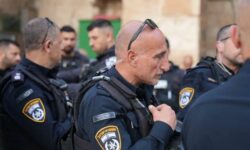 هاآرتص: اوضاع داخلی در اسرائیل آشفته است