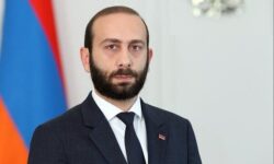 وزیر امور خارجه ارمنستان: همواره به تقویت همکاری با روسیه علاقه‌مندیم