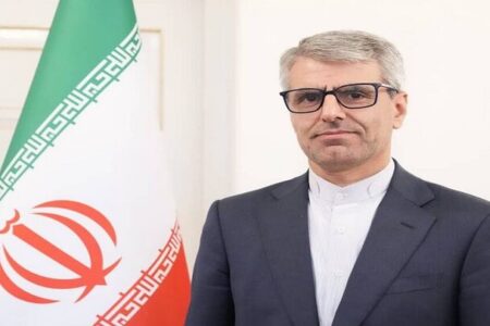 باید گریبان طرف مقابل را برای اجرای تعهدات بگیریم