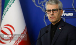 بقایی: آمریکا نبض حیات ایرانیان را هدف قرار داده هست