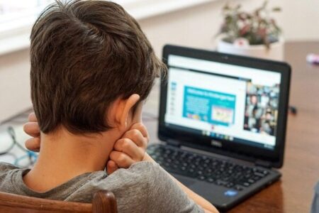 تشدید تنش‌های بریتانیا و آمریکا در پی وضع قانون جدید اینترنت