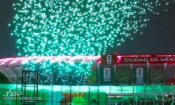 تمرین افتتاحیه جام جهانی با صدها پهپاد نورانی + عکس
