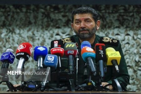 حسن‌زاده: روز تشییع پیکر مطهر رهبر شهید انقلاب تهران تعطیل خواهد بود