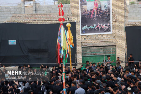 حماسه مینابی‌ها در پنجمین روز محرم با برگزاری آیین «علم پیغمبر»