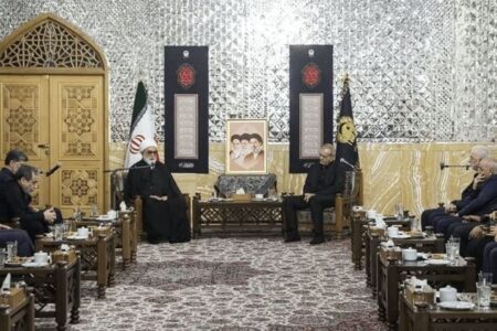 رئیس جمهور با تولیت آستان قدس رضوی دیدار و گفتگو کرد