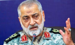 سردار شکارچی: مقابل نظام سلطه جهانی کوتاه نخواهیم آمد