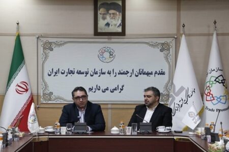 سه برابری شدن صادرات خدمات | اگر مداخلات غیرضروری کاهش یابد بازار مثبت می‌شود