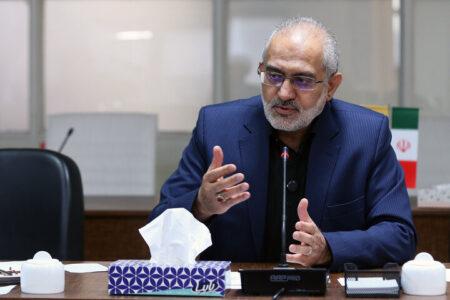عاشورا در منظومه فکری رهبر شهید، الگویی برای همه تحولات تاریخ است