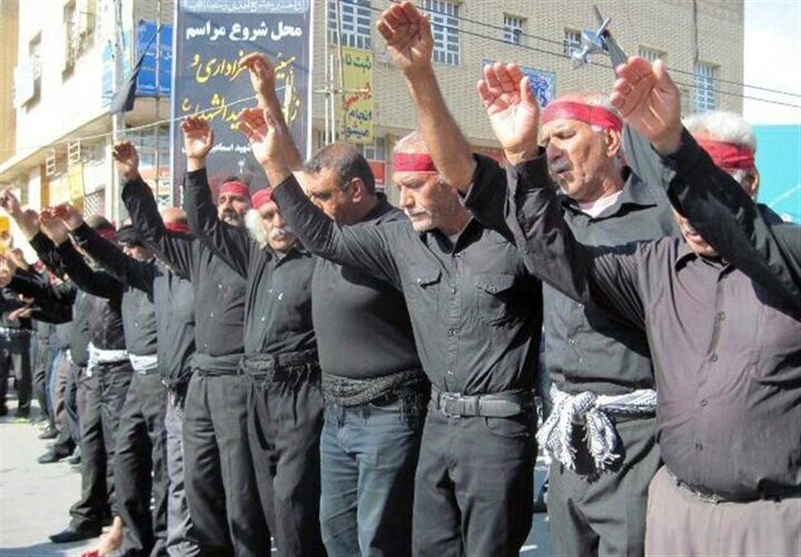 فارس مهد آیین‌های عاشورایی؛ از چک‌چکوی استهبان تا سینه زنی قطاری شیراز