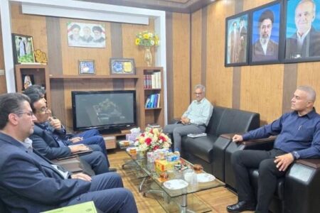فرماندار گناوه: خیران شهرستان در امور عام‌المنفعه پیشگام هستند