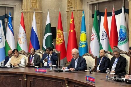 مومنی: امنیت، پیش‌شرط توسعه پایدار است