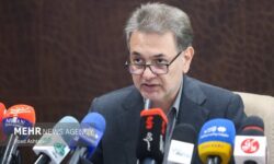ناصحی: ۳۵ درصد منابع درمانی بیمه سلامت هدر می‌رود