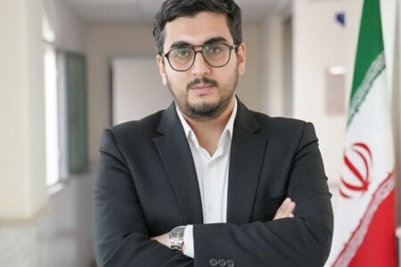 وضعیت بازسازی صنایع آسیب دیده کشور پس از جنگ / فرآیند بازسازی فولاد مبارکه و فولاد خوزستان چگونه است؟