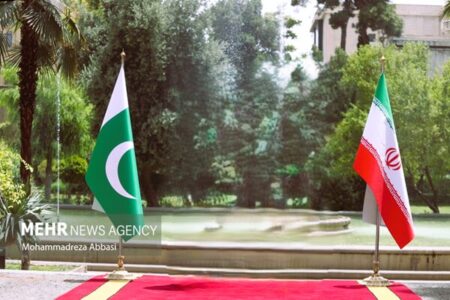پاکستان: سفر پزشکیان به اسلام‌آباد درباره تلاش‌های دیپلماتیک اخیر است