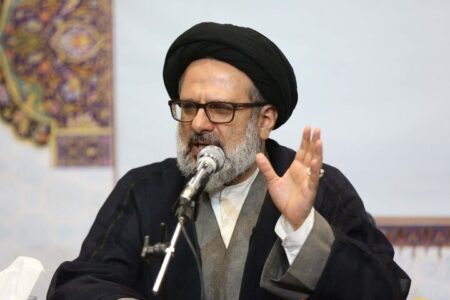اربعین بلندترین تریبون وحدت و اقتدار جهان اسلام است