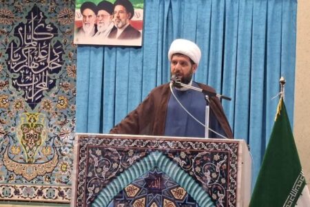 امام جمعه تاکستان: ایران در جنگ اراده‌ها دست برتر را دارد