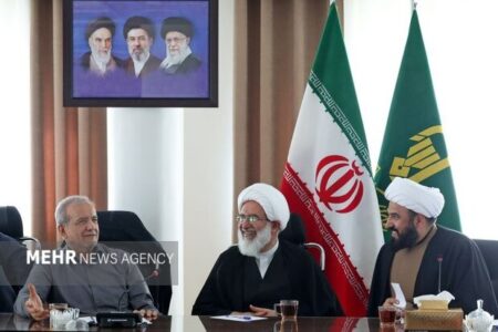 باید برای مردمی که از کشور و نظام حمایت کرده‌اند، کار جدی کنیم