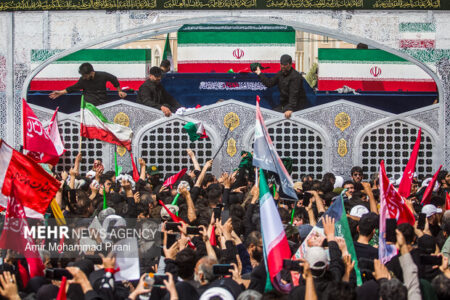 بدرقه امام خامنه‌ای، هزینه‌ شیعه را برای دشمن «غیرقابل تصور» می‌کند