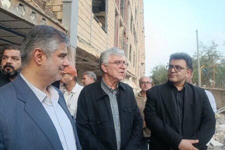 دلویی: بازسازی ۱۲۰ هزار واحد آسیب‌دیده از جنگ رمضان در حال انجام است