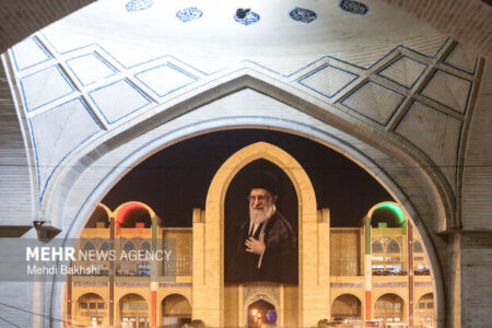 دومین روز وداع با امام شهید امت؛ خروش عاشقان در مصلی ادامه دارد