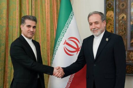 دیدار سرکنسول جدید جمهوری اسلامی ایران در مرو با عراقچی
