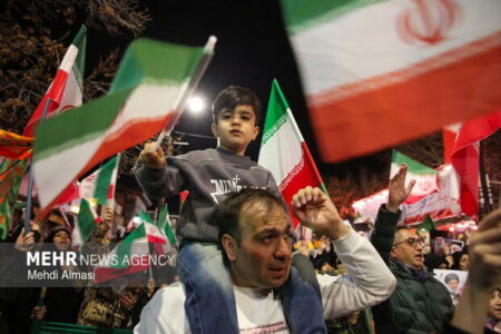 صد و سی و نهممین شب حضور عزتمندانه زنجانی‌ها در میدان