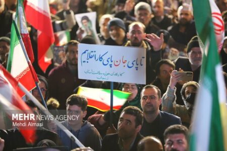 صد و چهل و دومین شب حضور عزتمندانه زنجانی‌ها در میدان